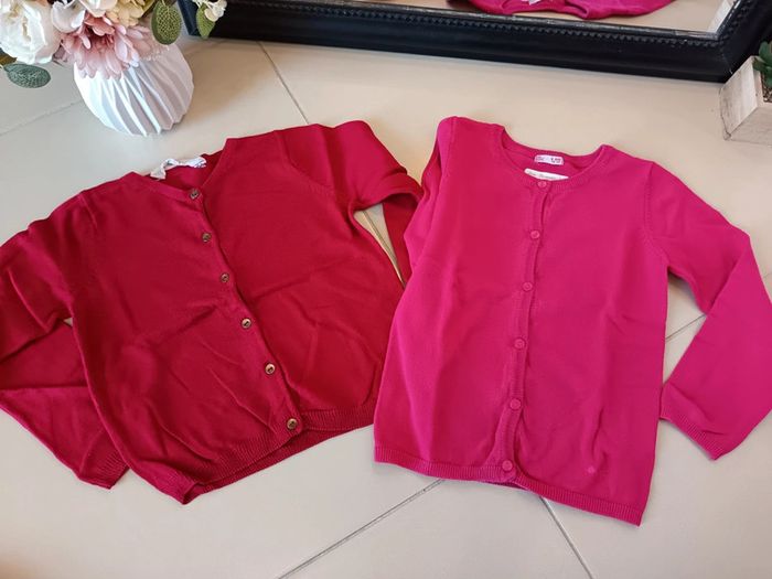 Lot gilet 6 ans - photo numéro 4