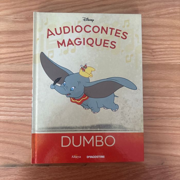 # lot 6 livres audio contes magiques - photo numéro 3