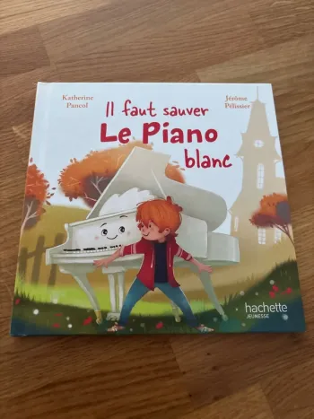 Livre McDonald’s il faut sauver le piano blanc neuf