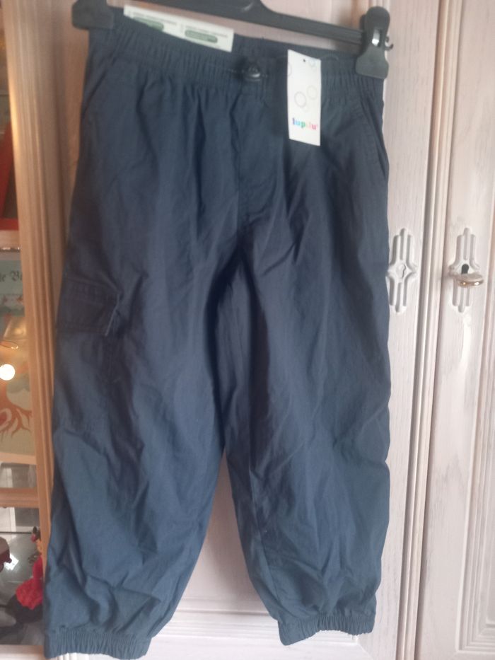 Pantalon cargo taille 4/6ans