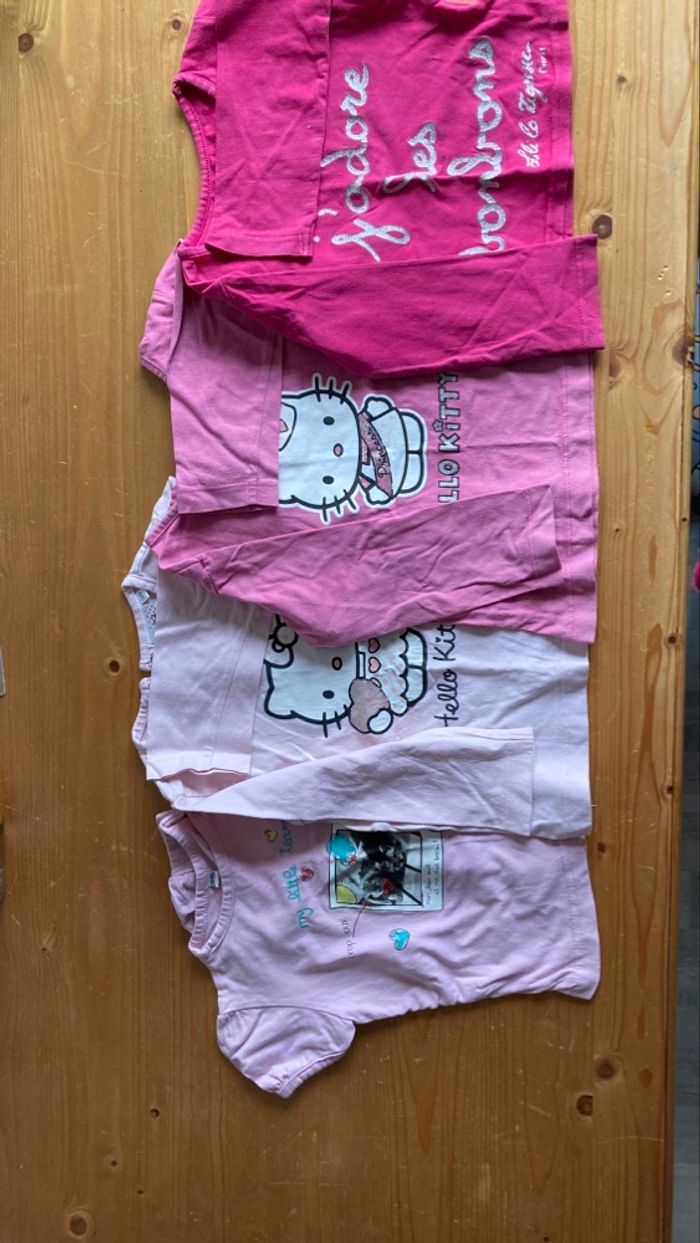 Lot de T-shirts manches longues (+ 1 manches courtes) 2 ans