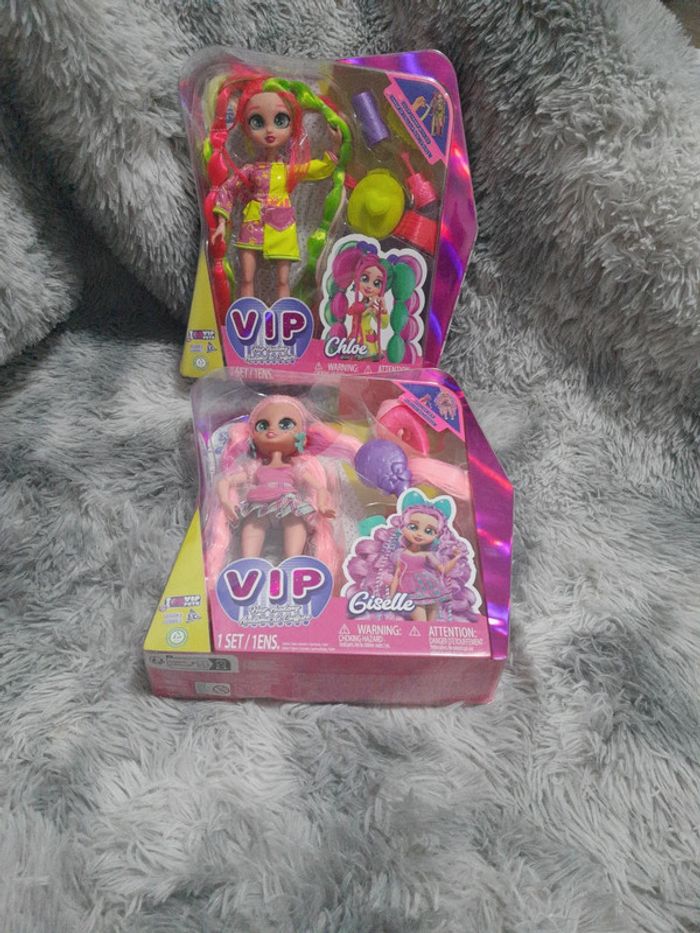 Lot de 2 poupée
