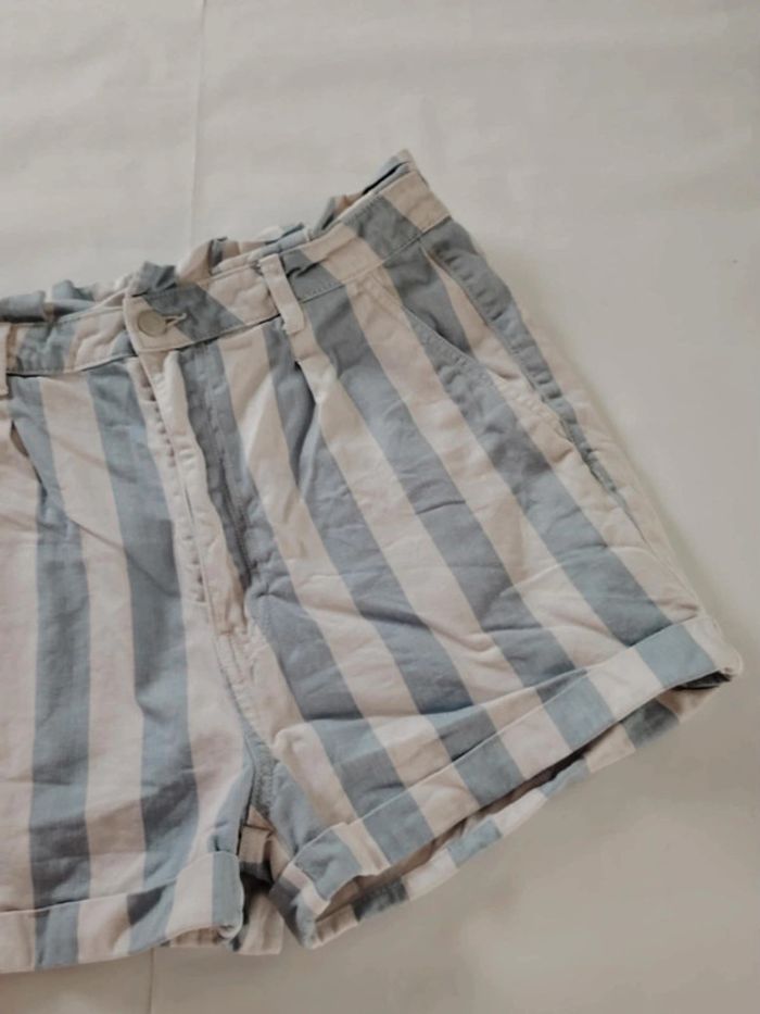 Short taille 36 - photo numéro 3