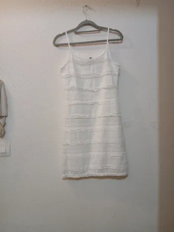 Robe blanche a bretelles doublée " Blanc du nil" taille 3