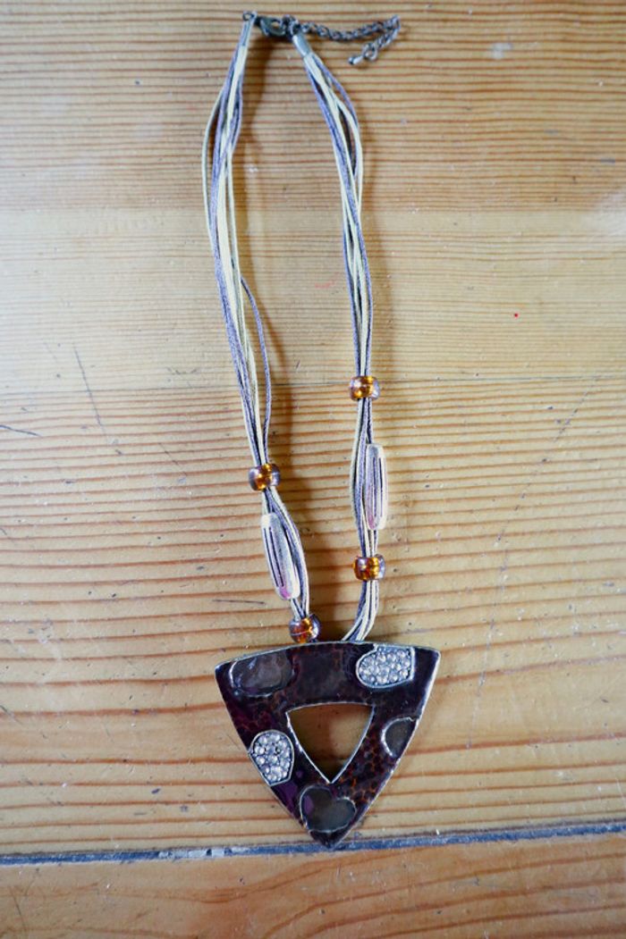 Collier triangle - photo numéro 2