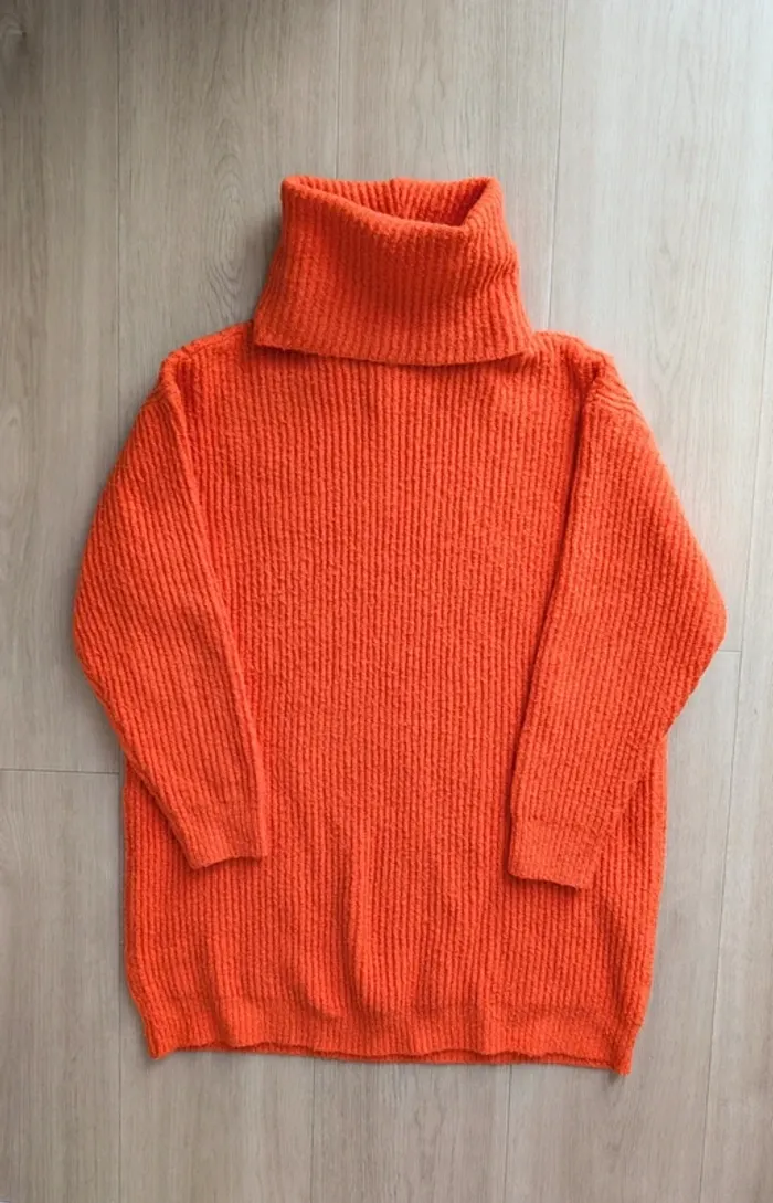 Pull col roulé