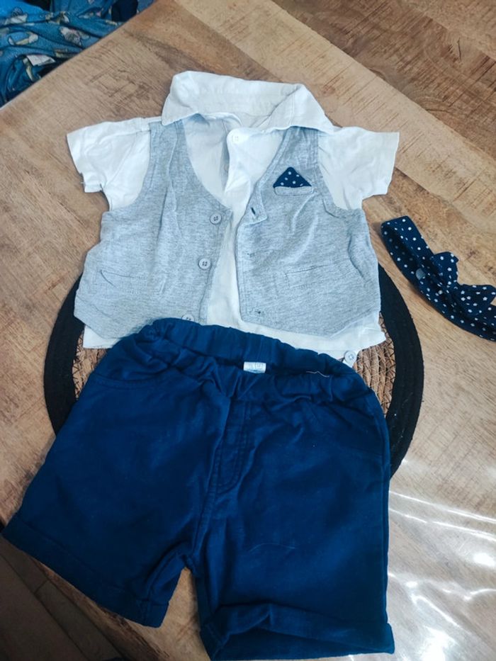 Ensemble 12 mois - photo numéro 2