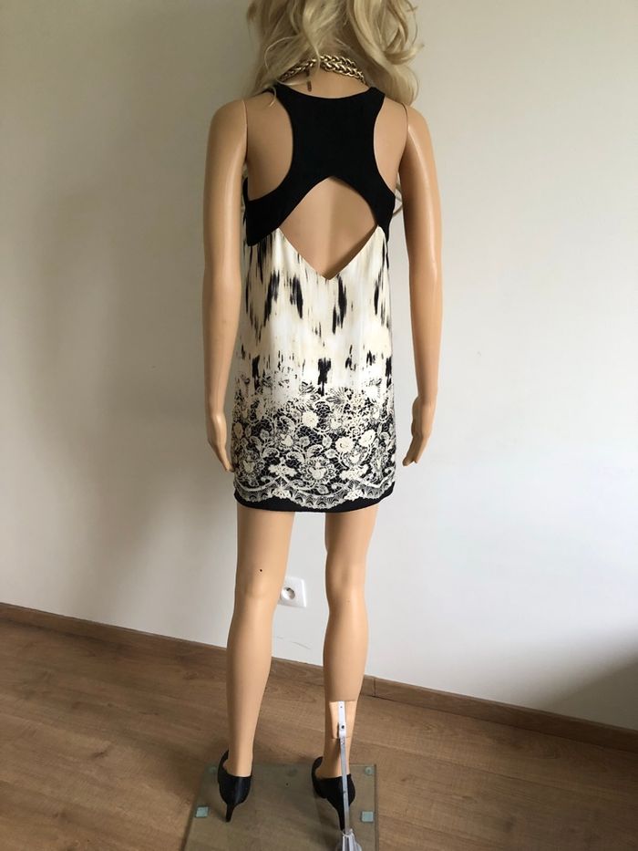 Robe noire et écrue sans manches Silence Noise taille XS jamais portée - photo numéro 6