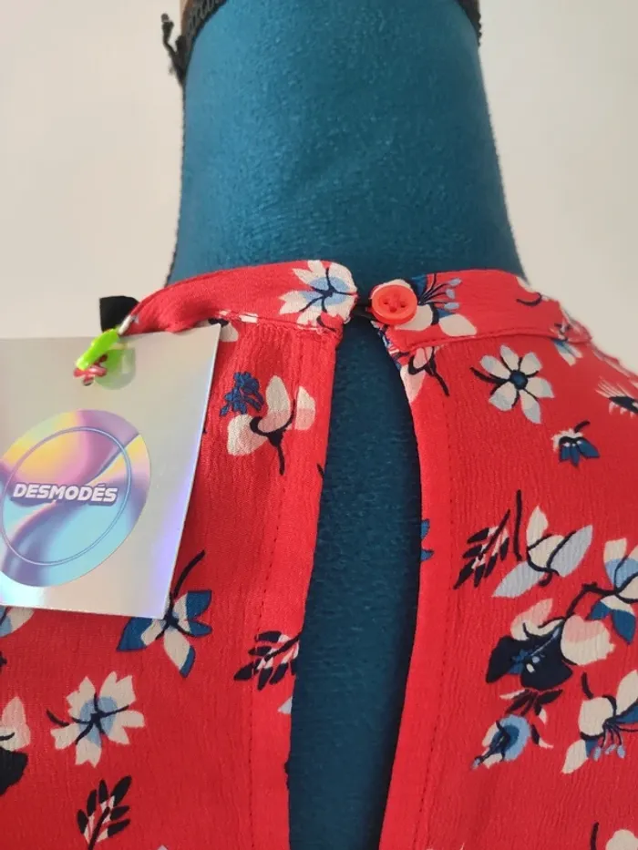Petite robe rouge fleurie bleue Kookaï - photo numéro 9