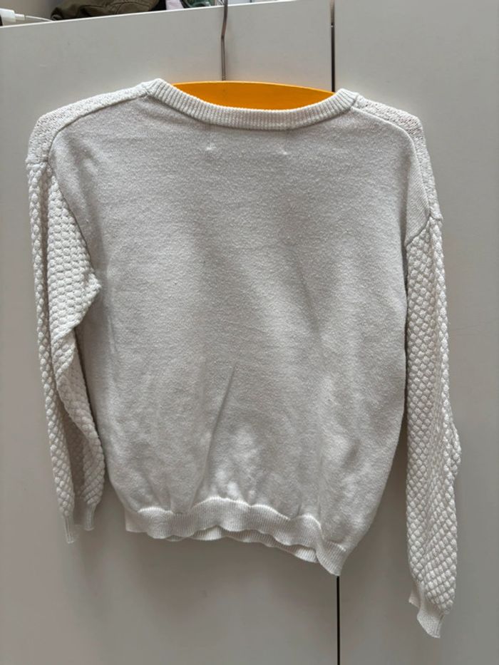 Pull blanc cœur sequin taille 104cm - photo numéro 2