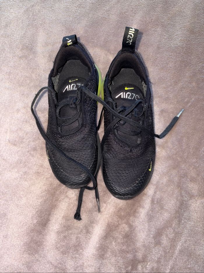 Baskets Nike enfant Air70 noir taille 28 en très bon état - photo numéro 5