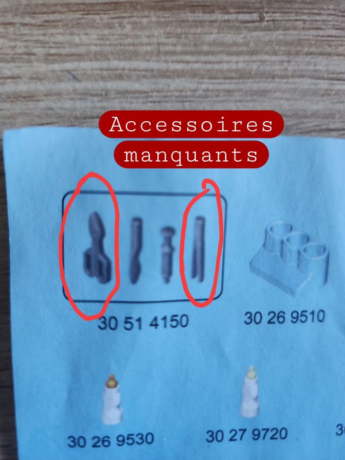 Playmobil 5653 – Valisette Vétérinaire ✨ Notice inclusePlaymobil 5653 – Valisette Vétérinaire en très bon état, idéale pour les petits soigneurs d’animaux 🐶🐱
✅ Notice incluse
✅ Tous les éléments principaux visibles présents
⚠️ Il manque seulement 2 petits - photo numéro 6