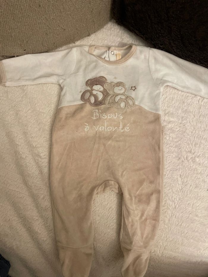 Pyjama 1 pièce - photo numéro 3