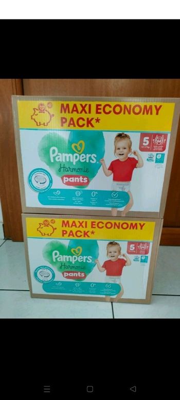 122 couches  Pampers  taille 5