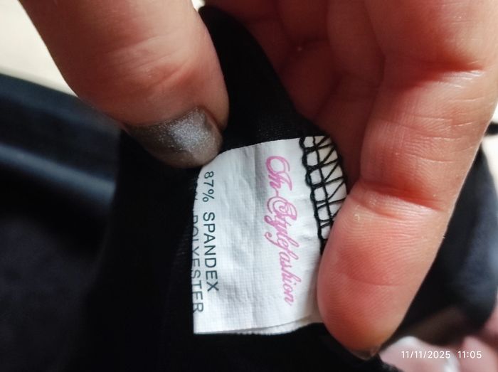 Robe Cosplay/Déguisement Femme T38/38 Noire et Violette - photo numéro 4