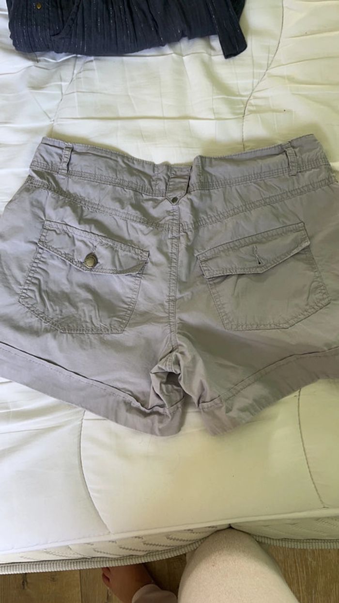 Short cache cache - photo numéro 2