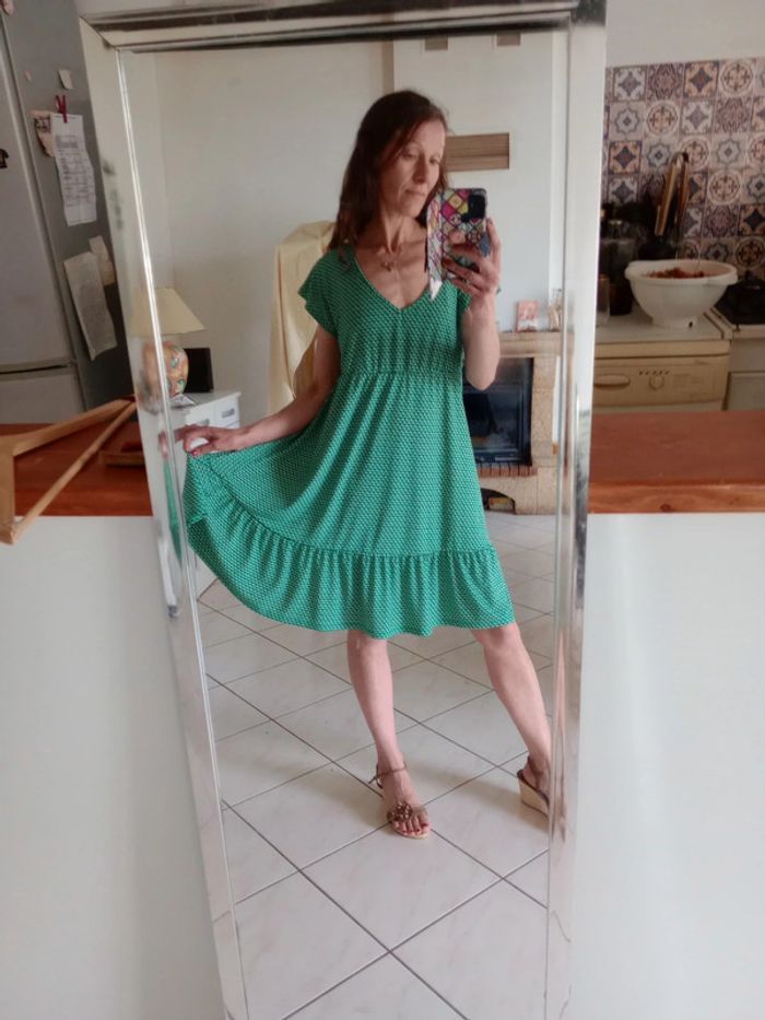 Robe XL verte et blanche c80 - photo numéro 4