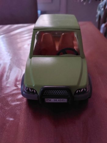 Petite voiture playmobil