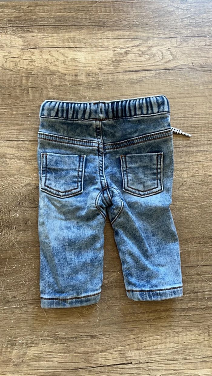 Jeans bébé kiabi taille 3 mois - photo numéro 2