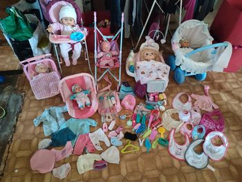 Très gros lot poupée et accessoires