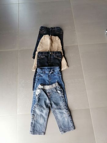 Lots de 11 pantalons + lots de t shirt garcon 12 mois