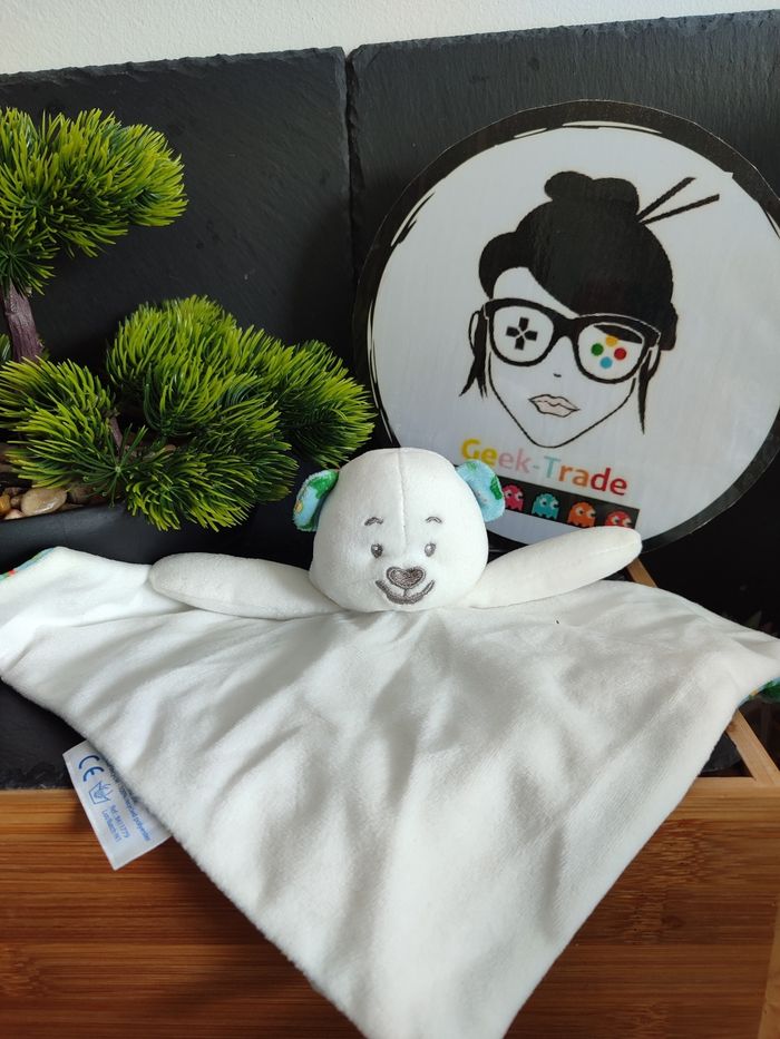 doudou plat Musti mustela blanc ours bleu vert tournesol avocat feuille fougère