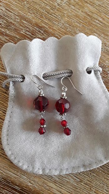 Boucles d'oreilles fantaisies rouges