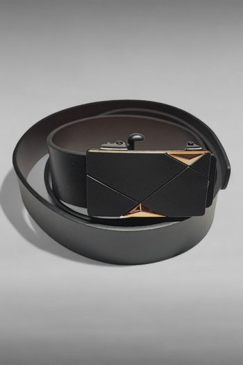 Ceinture cuir noire Boucle acier dorée et noire 117CM