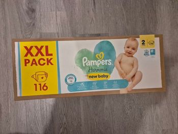 1 carton de couches pampers harmonie taille 2