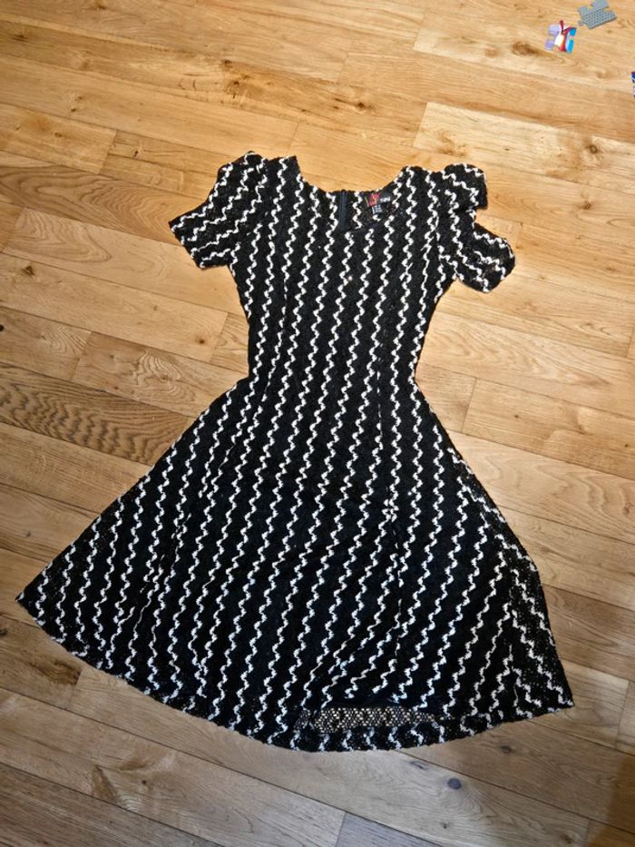Robe vintage à sequin noir
