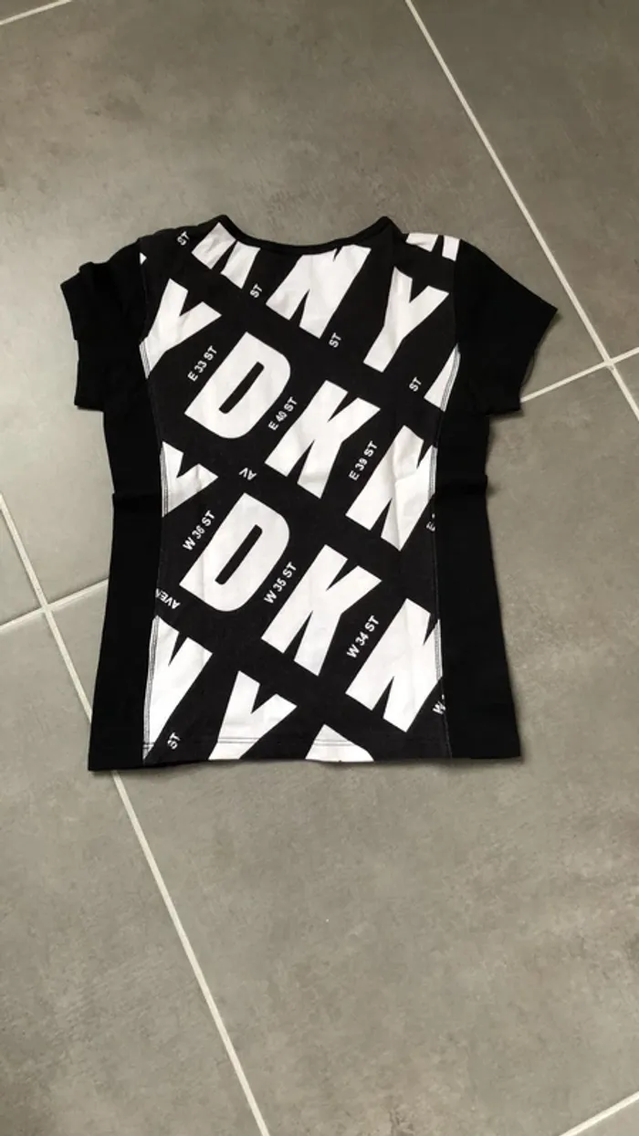 T shirt - photo numéro 2