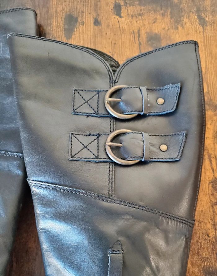 Bottes Hautes femme T 39 - photo numéro 5