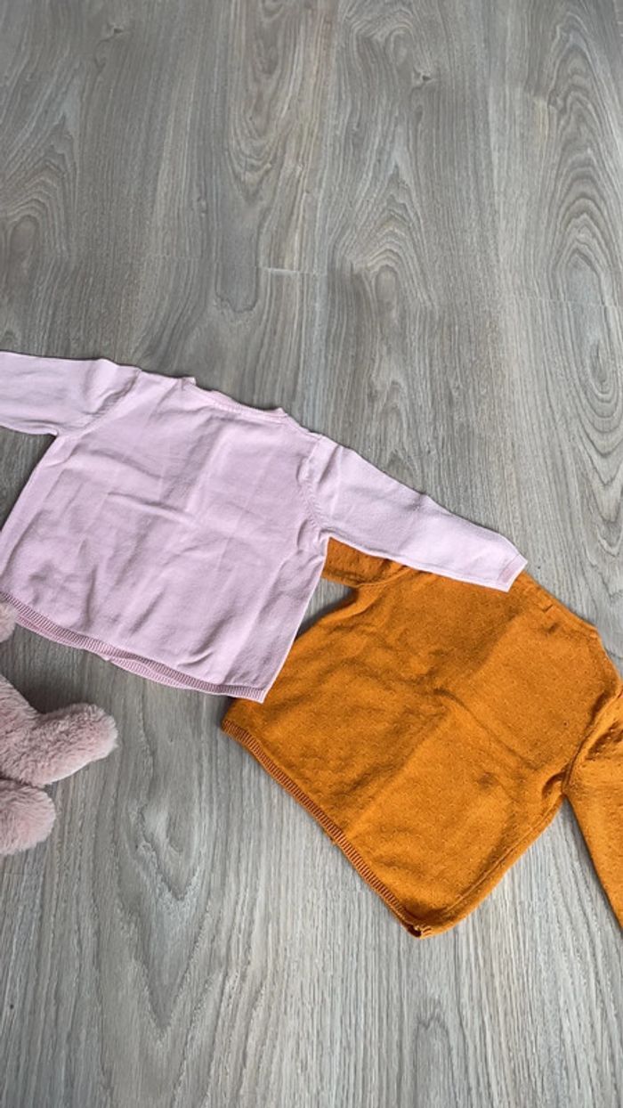 Lot gilets 12 mois TAO kiabi - photo numéro 2