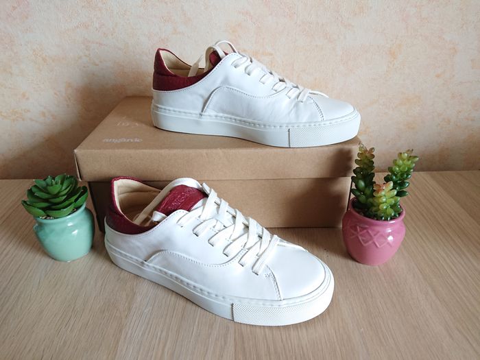 Baskets Angarde Blanc & Bordeaux