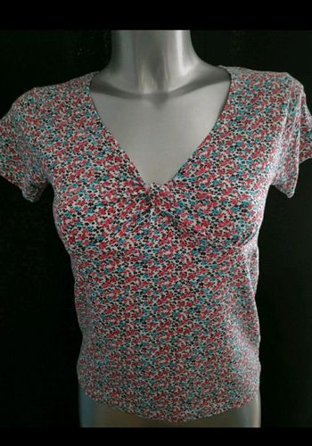 Haut fleuri jennyfer