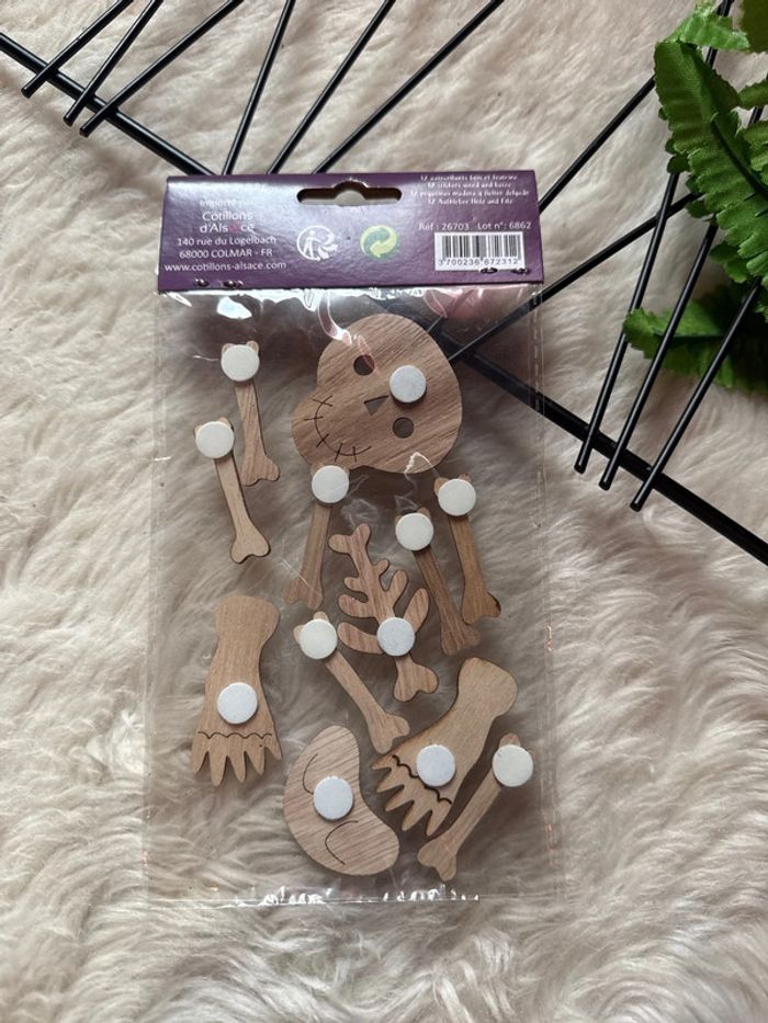 Décoration squelette en bois - NEUF - photo numéro 3