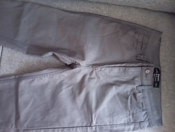 Pantalon sky gris stradivarius 