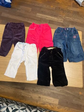 Lot pantalon fille 12 mois