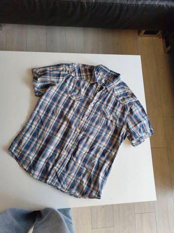 Chemise à manches courtes