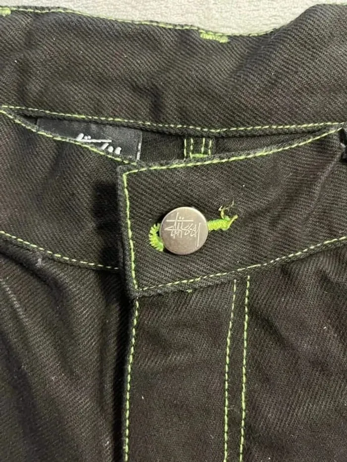 Short/Jort Stussy Black Embroidered Green Lime Big Logo Back – Taille L - photo numéro 5