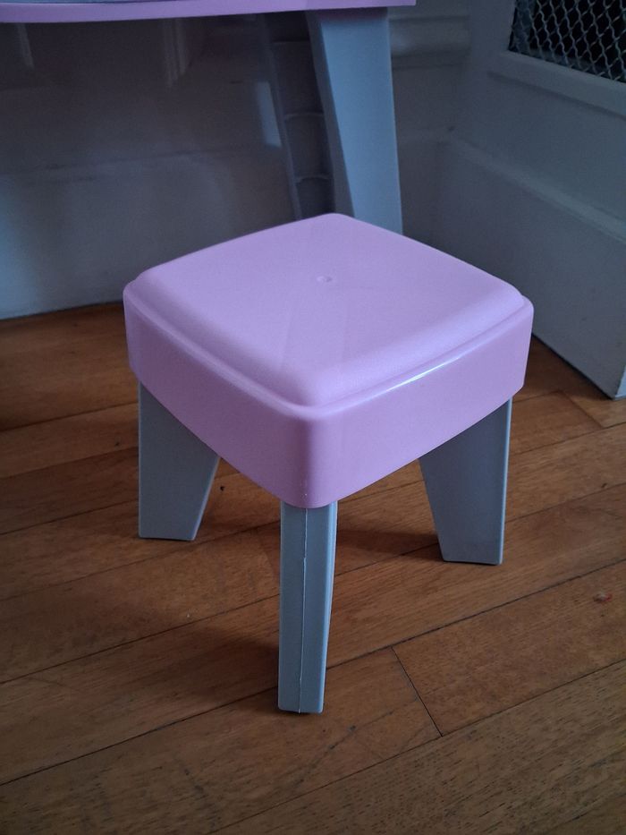 Petite coiffeuse enfant - photo numéro 3