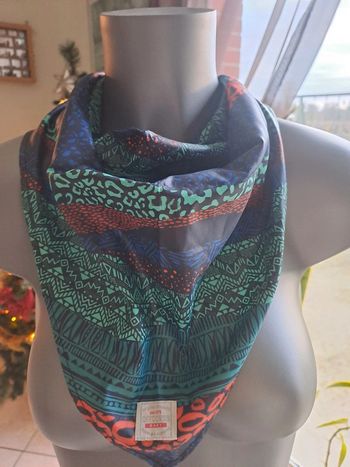 Foulard triangle Hawaï