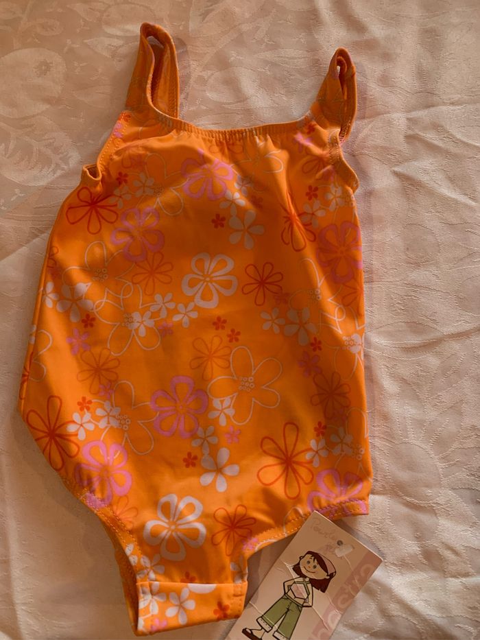 Maillot une pièce fillette 👧🏻 - photo numéro 4