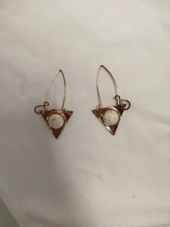 Boucles d'oreilles femme crochet attache - pierre effet marbre