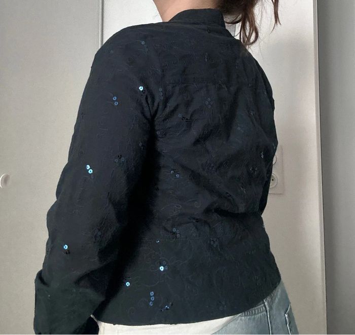 Veste fine bleu marine – Caroll – Taille 40 – Sequins – Très bon état - photo numéro 5