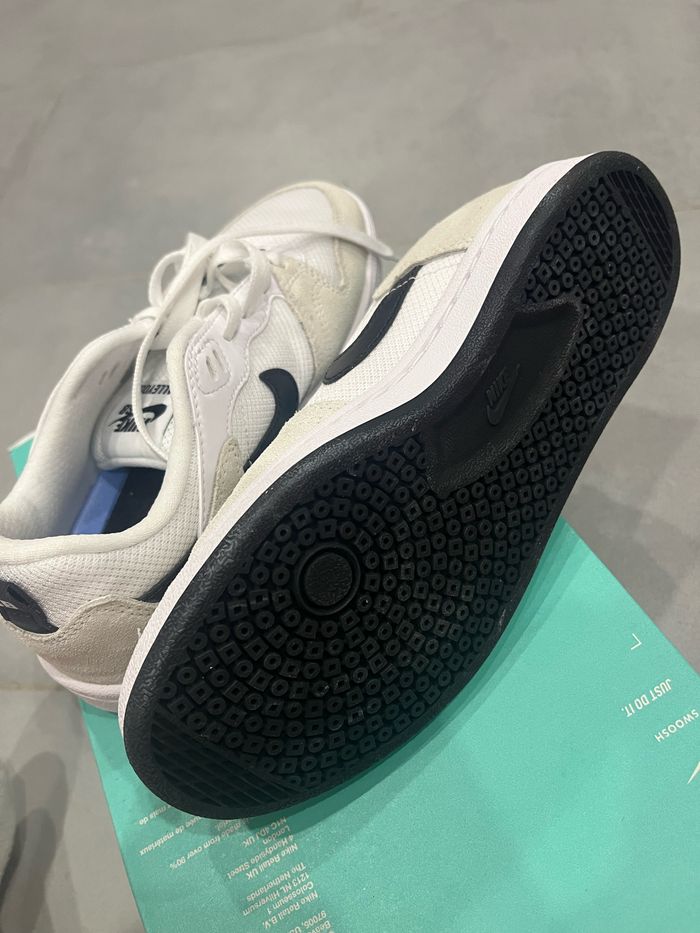 Chaussure / basket NIKE - photo numéro 3