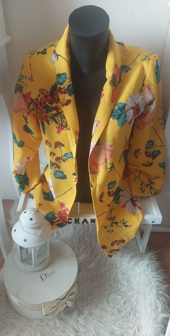 Blazer léger jaune fleuris Kiabi T.M neuf 🌺