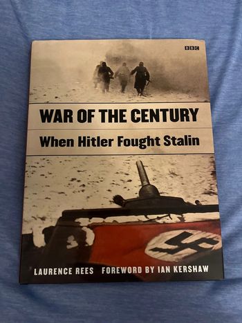 Introuvable sur Vinted ! Livre en anglais War of the Century