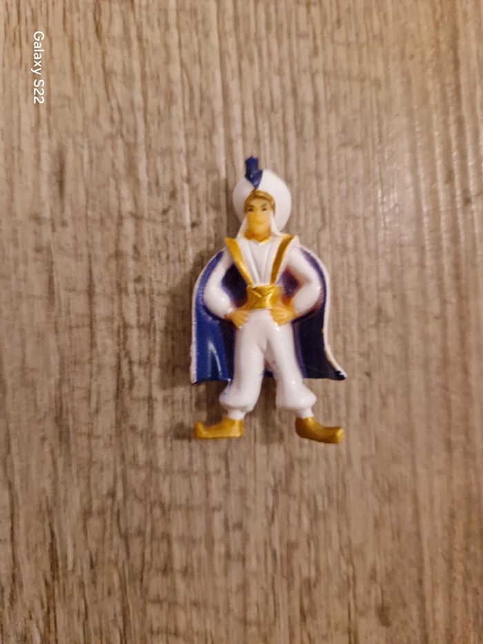 Figurine Alladin prince style Polly Pocket