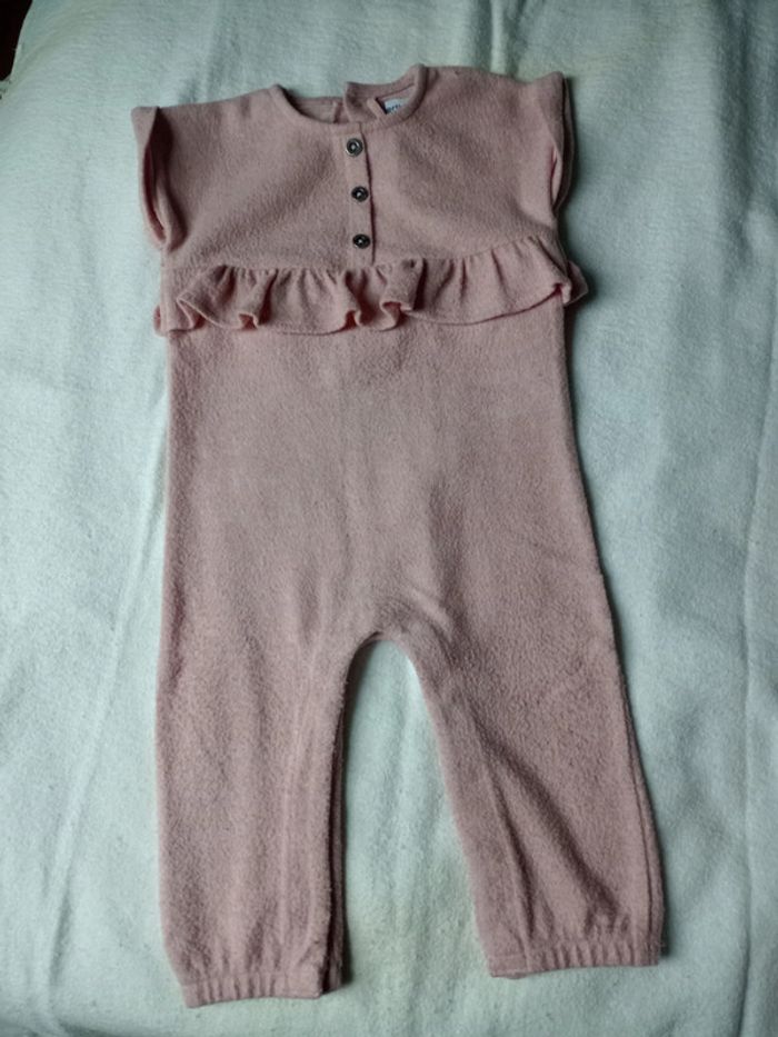 Lot vêtements fille 18 mois - photo numéro 2